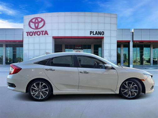 2019 Honda Civic Touring