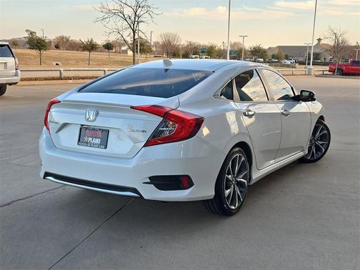 2019 Honda Civic Touring
