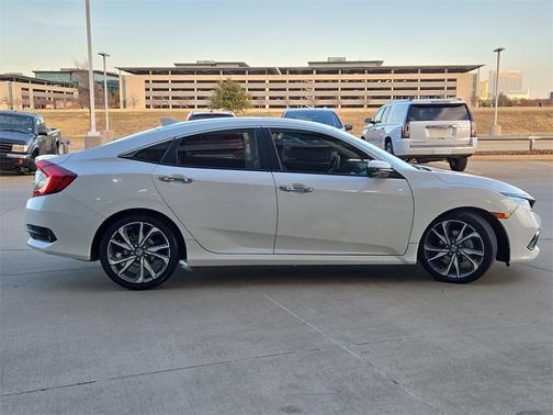 2019 Honda Civic Touring