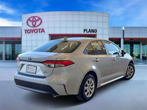 2025 Toyota Corolla Hybrid LE