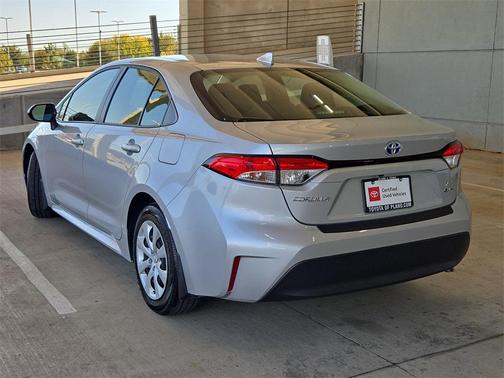 2025 Toyota Corolla Hybrid LE