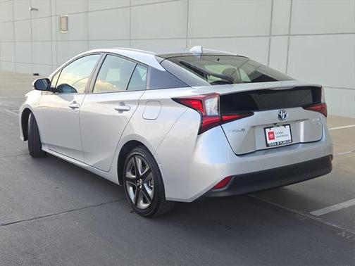 2021 Toyota Prius L