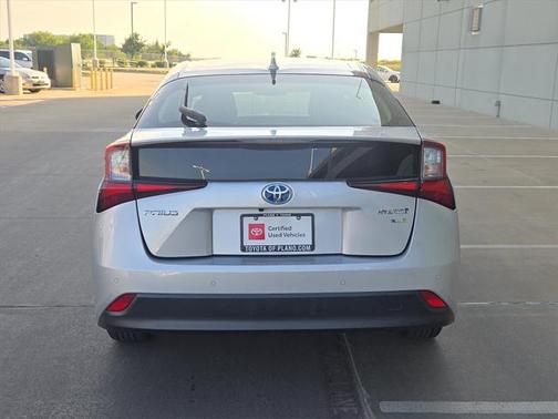 2021 Toyota Prius L