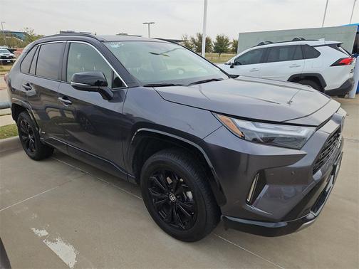 2023 Toyota RAV4 Hybrid SE