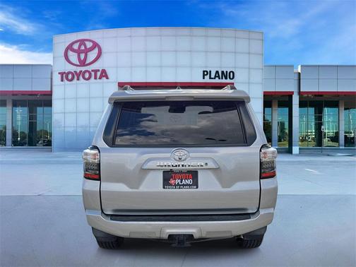 2020 Toyota 4Runner SR5