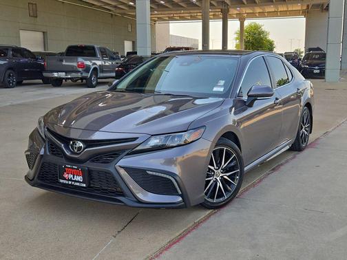 Predawn Gray Mica 2022 Toyota Camry SE