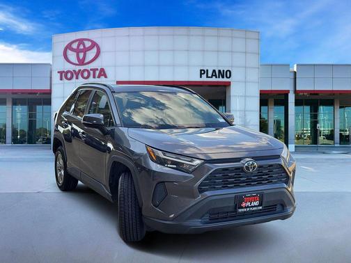 Magnetic Gray Metallic 2022 Toyota RAV4 XLE