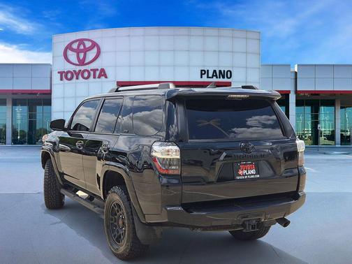 Midnight Black Metallic 2021 Toyota 4Runner SR5 Premium