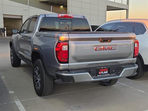 2025 GMC Canyon AT4