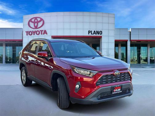 2020 Toyota RAV4 XLE