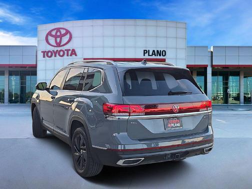 2025 Volkswagen Atlas 2.0T SEL