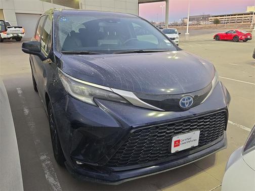 2024 Toyota Sienna XSE 7 Passenger