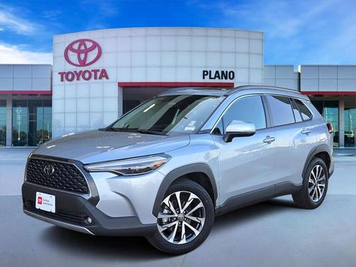 2024 Toyota Corolla Cross XLE