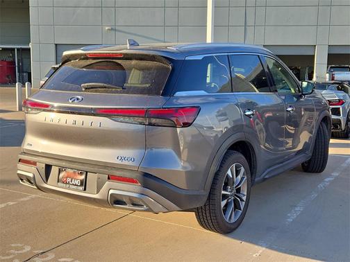 2022 INFINITI QX60 Luxe