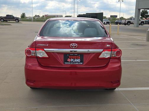 Barcelona Red Metallic 2013 Toyota Corolla LE