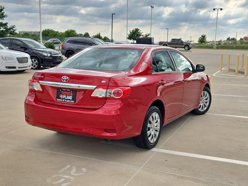 Barcelona Red Metallic 2013 Toyota Corolla LE