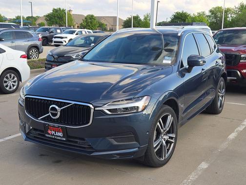 Denim Blue Metallic 2019 Volvo XC60 T5 Momentum