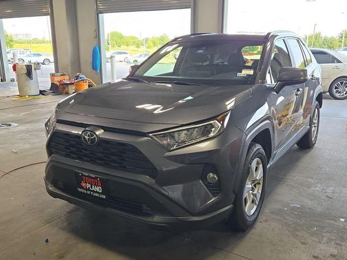 Magnetic Gray Metallic 2019 Toyota RAV4 XLE