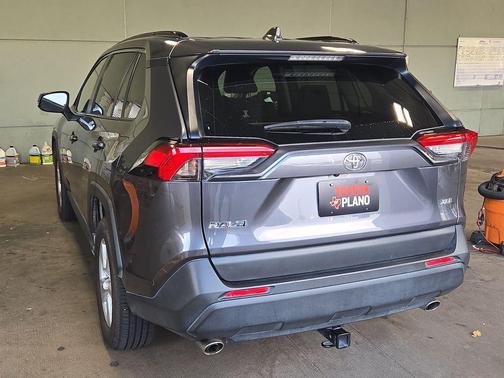 Magnetic Gray Metallic 2019 Toyota RAV4 XLE
