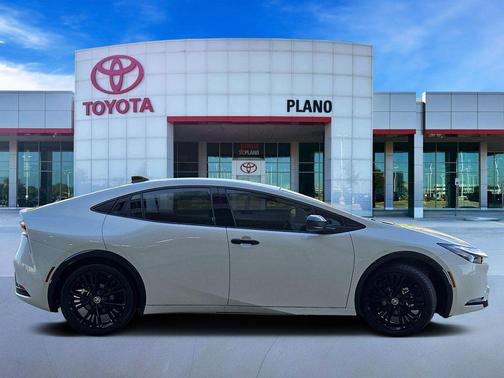 Wind Chill Pearl 2026 Toyota Prius L