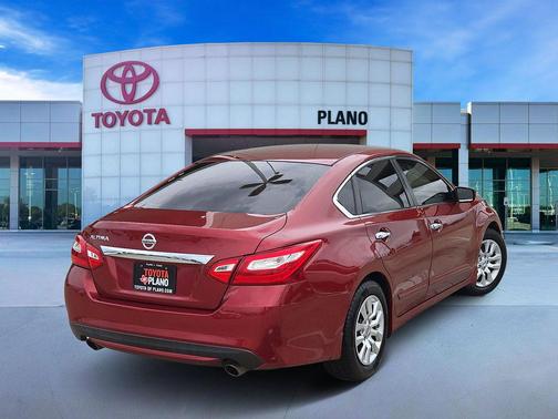Cayenne Red 2017 Nissan Altima 2.5 S