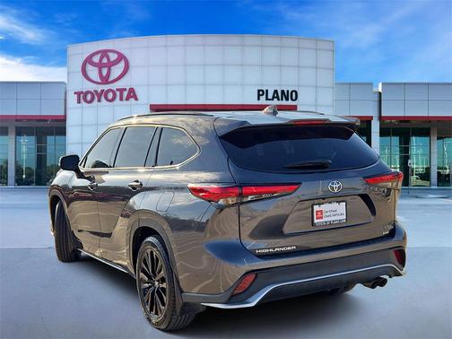 2023 Toyota Highlander XSE