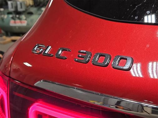 2021 Mercedes-Benz GLC 300 Base