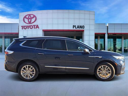 2024 Buick Enclave Essence FWD