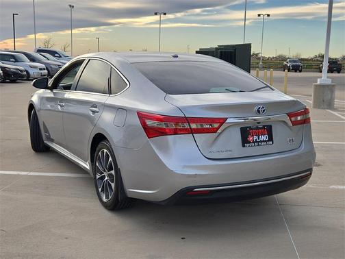 2016 Toyota Avalon Hybrid XLE Premium
