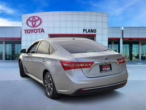 2016 Toyota Avalon Hybrid XLE Premium