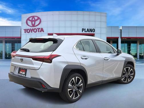 2025 Lexus UX 300h Base