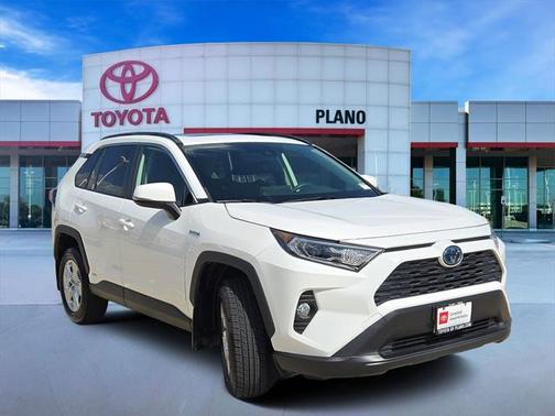 2020 Toyota RAV4 Hybrid XLE
