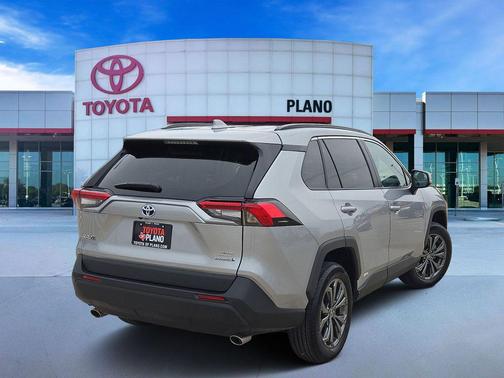 Silver Sky Metallic 2024 Toyota RAV4 Hybrid XLE Premium