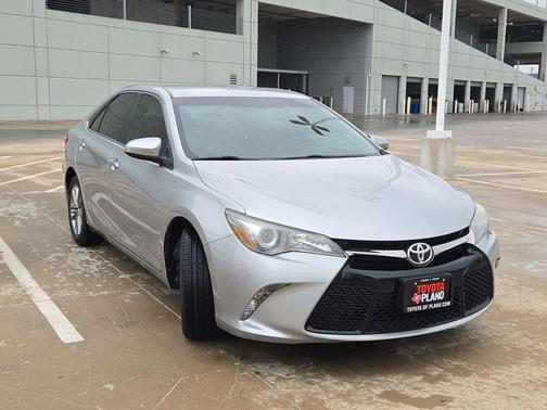 Celestial Silver Metallic 2015 Toyota Camry SE