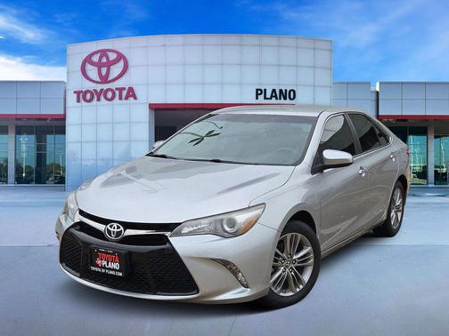 Celestial Silver Metallic 2015 Toyota Camry SE