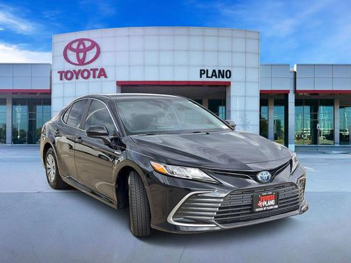 Midnight Black Metallic 2021 Toyota Camry LE