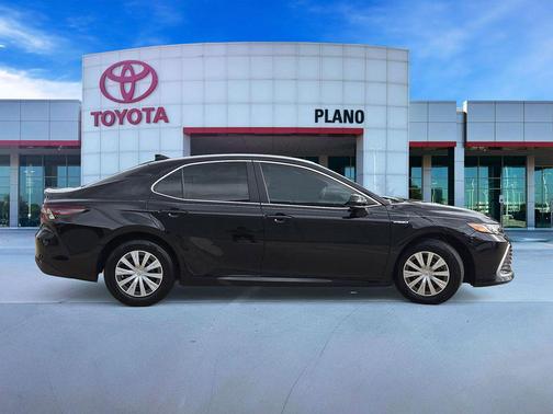 Midnight Black Metallic 2021 Toyota Camry LE