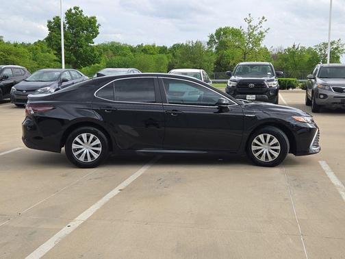 Midnight Black Metallic 2021 Toyota Camry LE