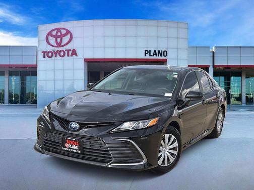 Midnight Black Metallic 2021 Toyota Camry LE