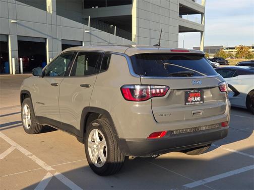 2023 Jeep Compass Sport