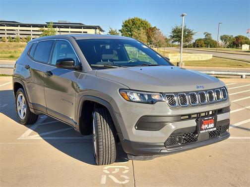 2023 Jeep Compass Sport