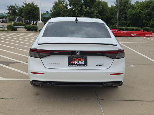 Platinum White Pearl 2024 Honda Accord Hybrid Sport-L