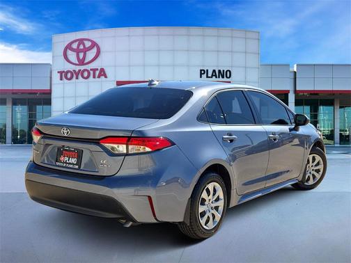 2025 Toyota Corolla Hybrid LE