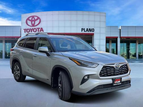 2023 Toyota Highlander Hybrid XLE