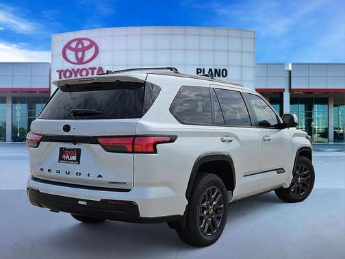 2025 Toyota Sequoia Platinum