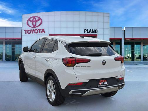 Summit White 2020 Buick Encore GX Preferred