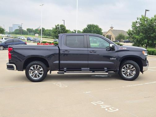 Dark Ash Metallic 2024 Chevrolet Silverado 1500 LT