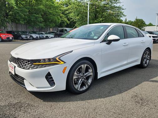 2022 Kia K5 LXS