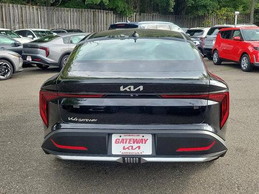 2025 Kia K4 LX