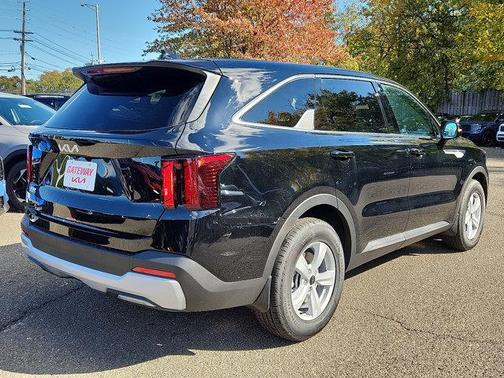 2026 Kia Sorento LX